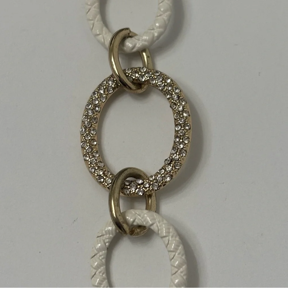 Gold and White Chain Statement Necklace - Picture 5 of 7